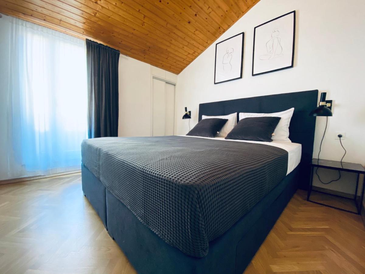 Cirjak Apartments Biograd Na Moru Exteriör bild