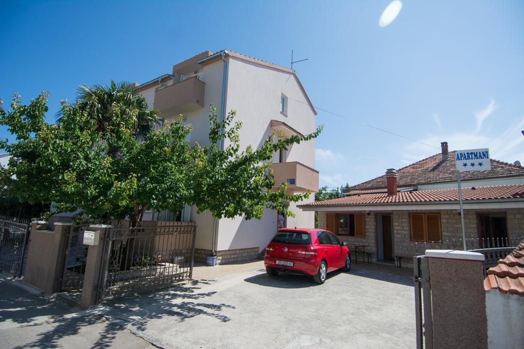 Cirjak Apartments Biograd Na Moru Exteriör bild