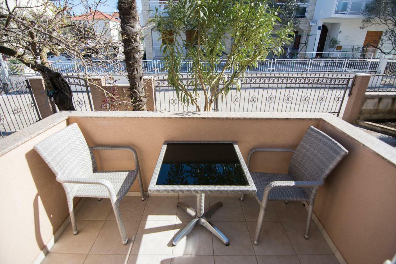 Cirjak Apartments Biograd Na Moru Exteriör bild