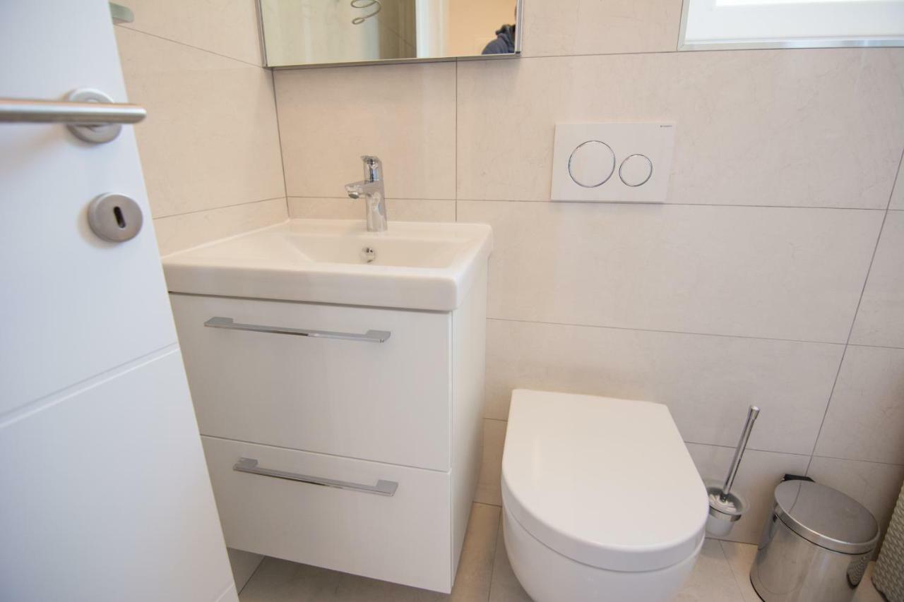 Cirjak Apartments Biograd Na Moru Exteriör bild
