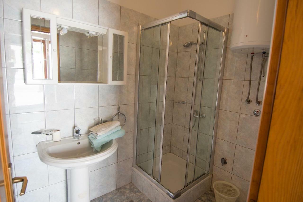 Cirjak Apartments Biograd Na Moru Exteriör bild